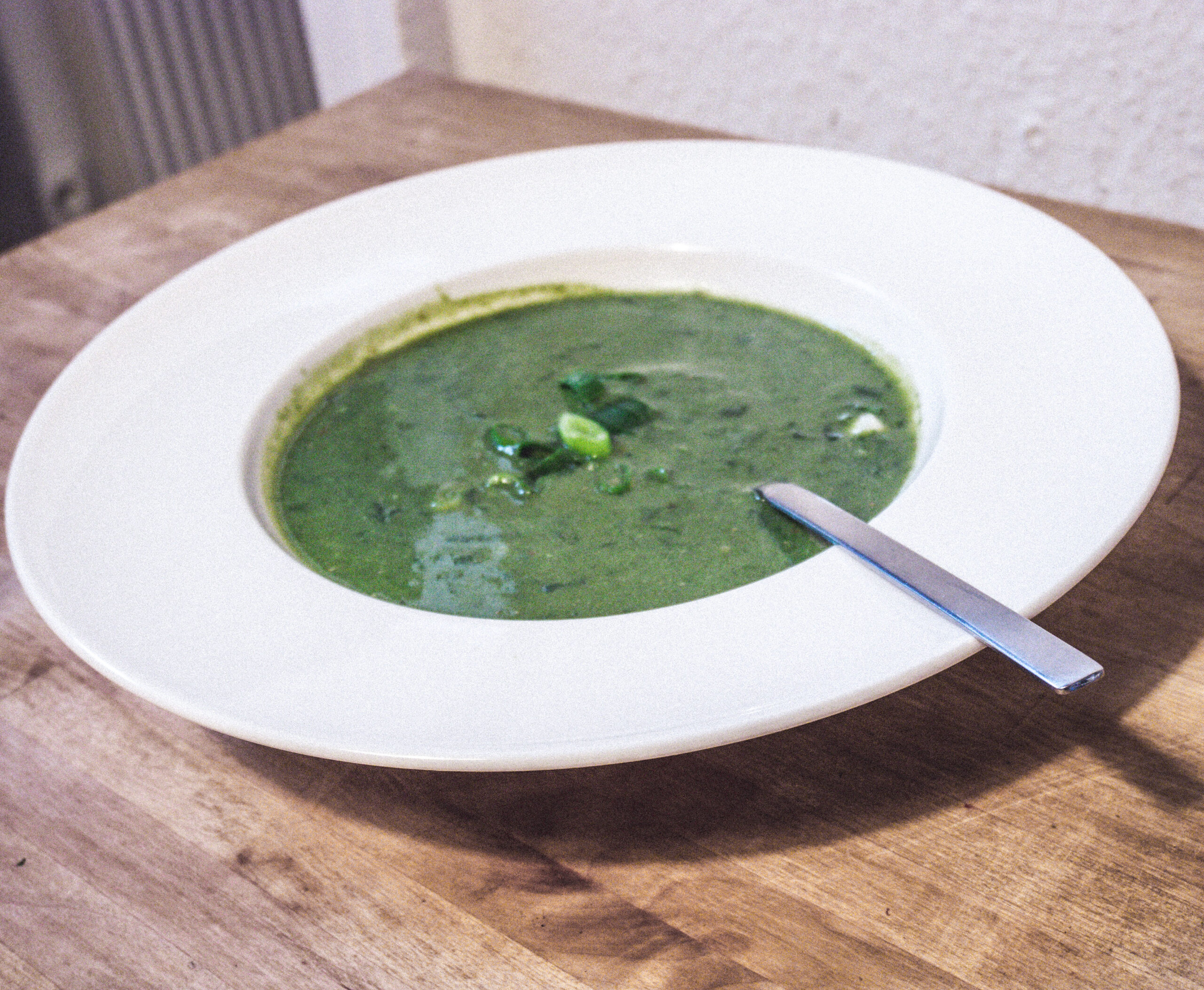 Die beste vegane Spinatsuppe - Das jüngste Gericht